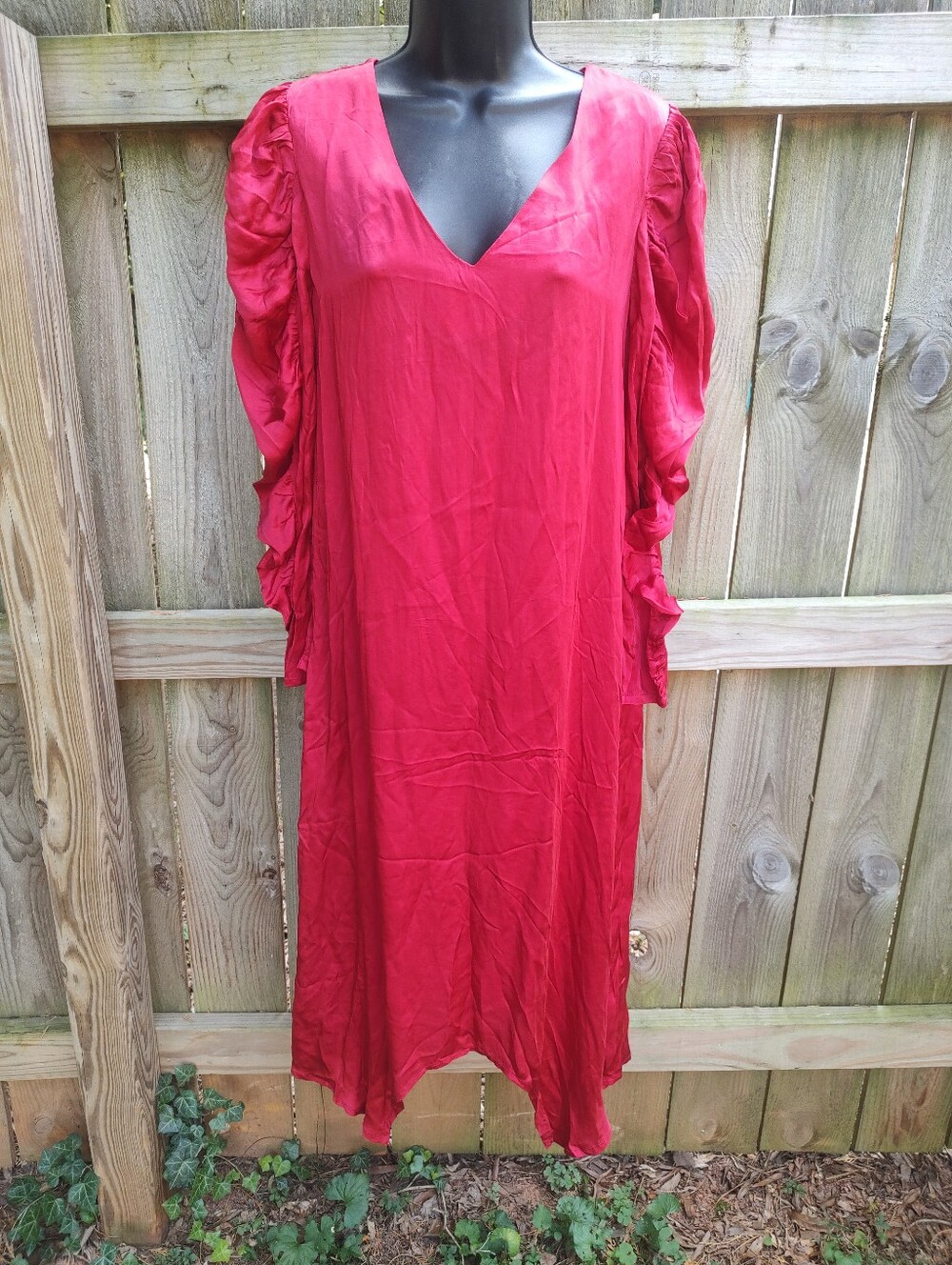 🏵️ Olivia James Red Silk Dramatic Puff Sleeve Handkerchief Hem Maxi Dress Small